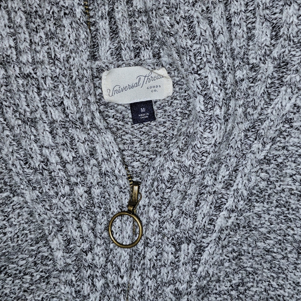 Nwot Universal Thread Quarter Zip Sweater - image 5